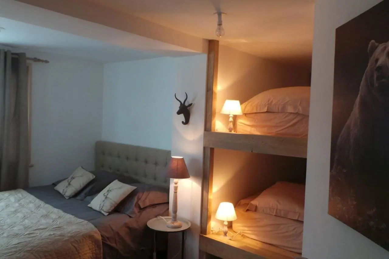 Spacious And Stylish Flat At The Foot Of The Mont-Blanc Ideal For Ski In Ski Out Лез-Уш Франция